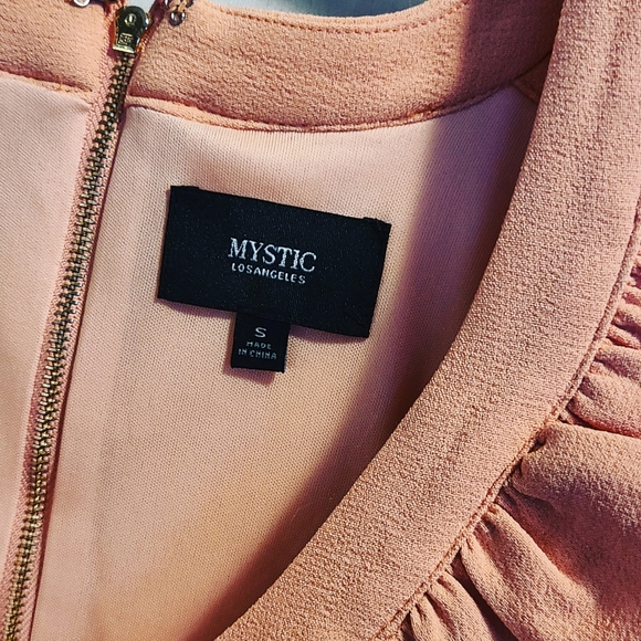 NWT Mystic Cold shoulder Ruffel Dress /Sma… - Picture 3 of 6